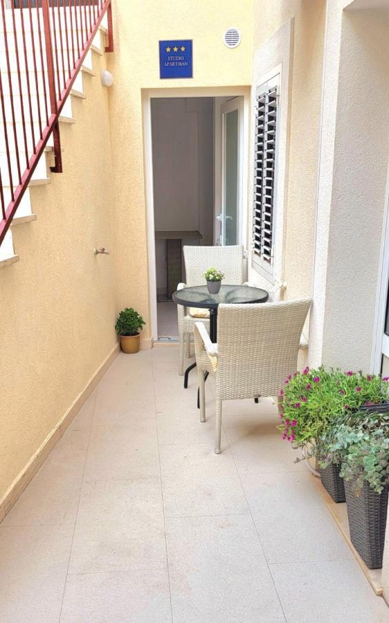 Apartment Dora ดูบรอฟนิก ภายนอก รูปภาพ